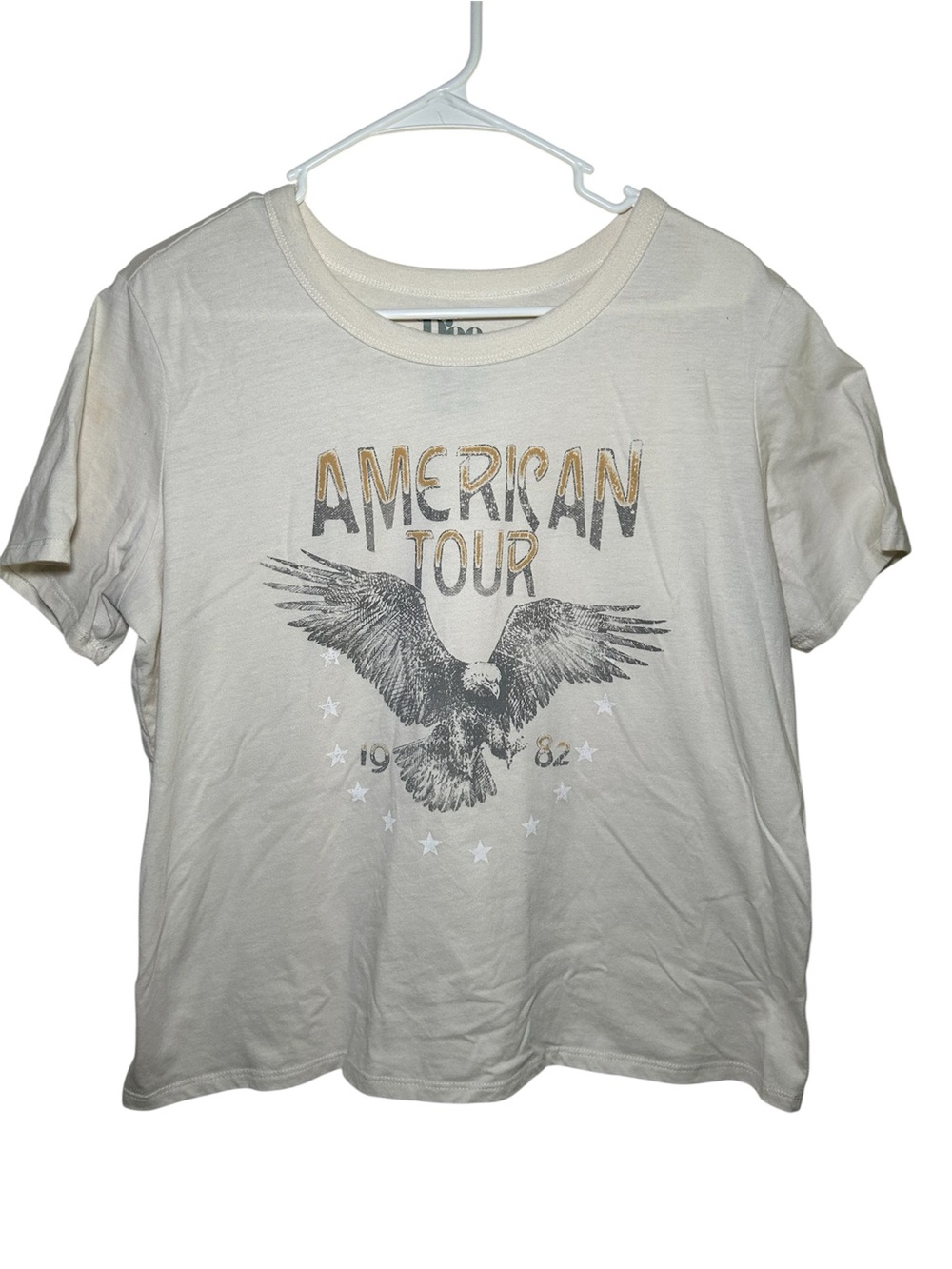 Doe Short Sleeve Graphic American Tour' Eagle Tee in Cream Rock Roll Punk Concer